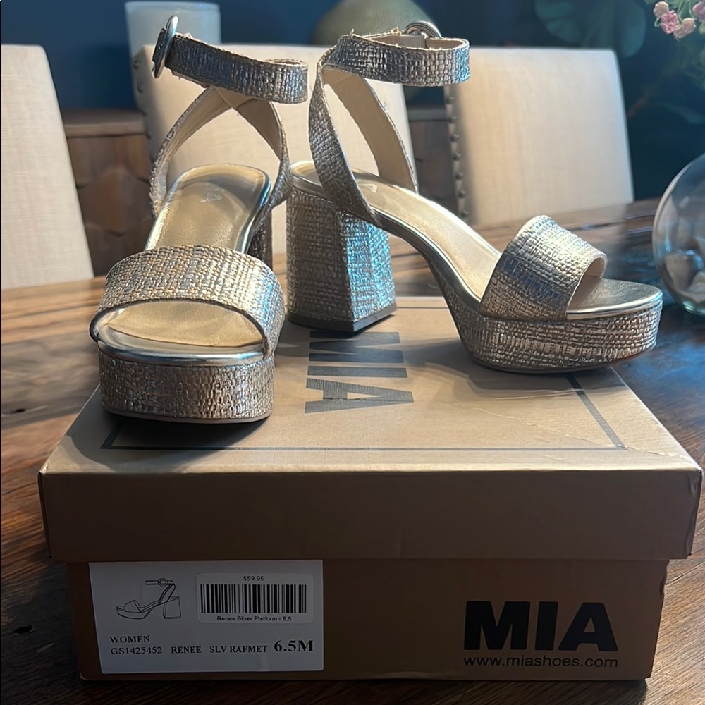 Silver Platform Women's Sandal
